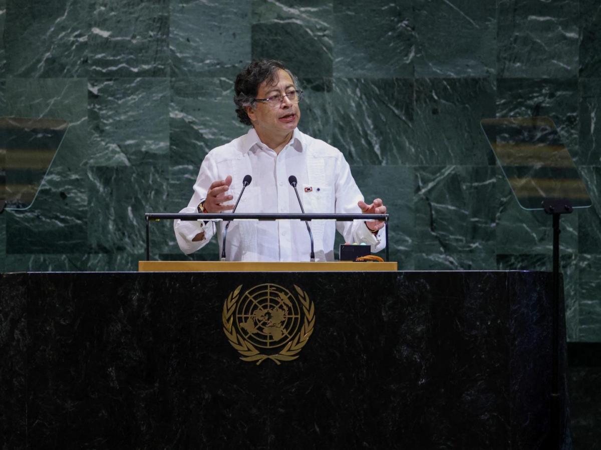 Gustavo Petro denuncia que Estados Unidos bombardeó colombianos en el Caribe