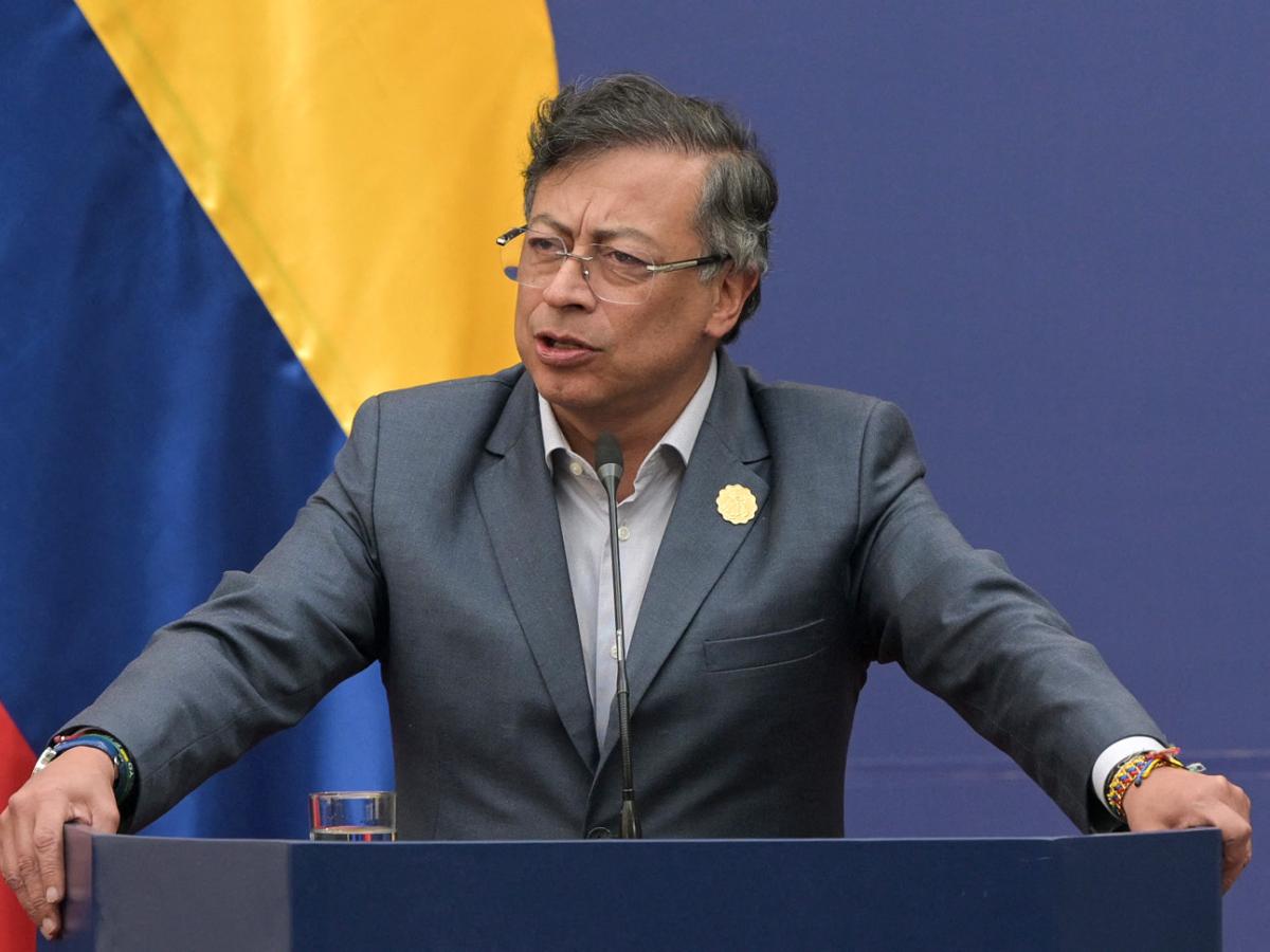 Petro responde a Duque y asegura que el TLC con Estados Unidos ya está suspendido