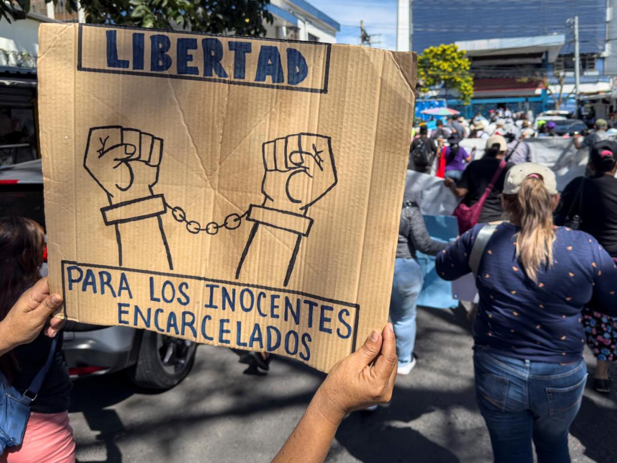 Muertes en cárceles de El Salvador: denuncian 454 fallecidos durante el régimen de excepción