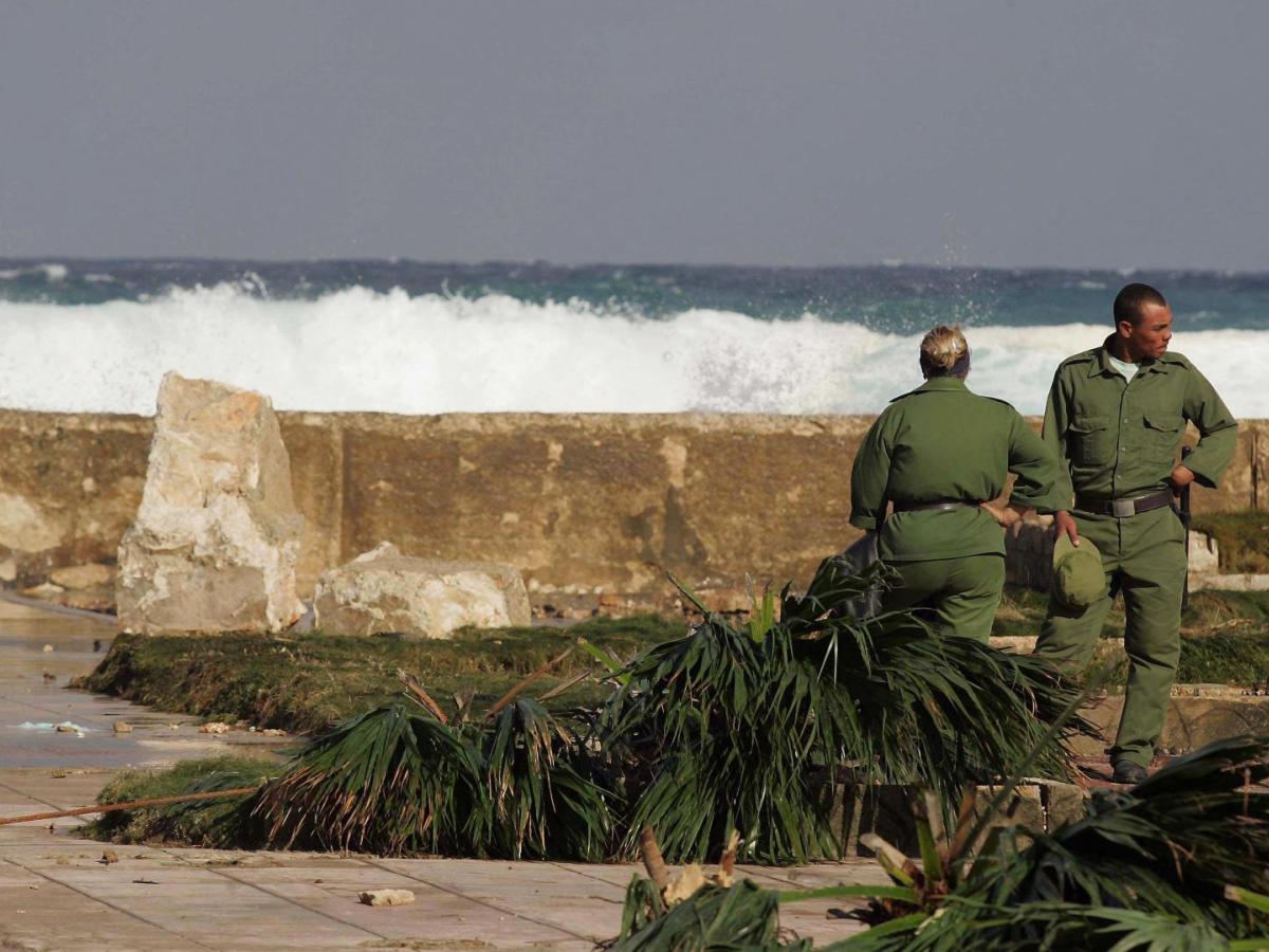 Amenaza de huracán en Cuba