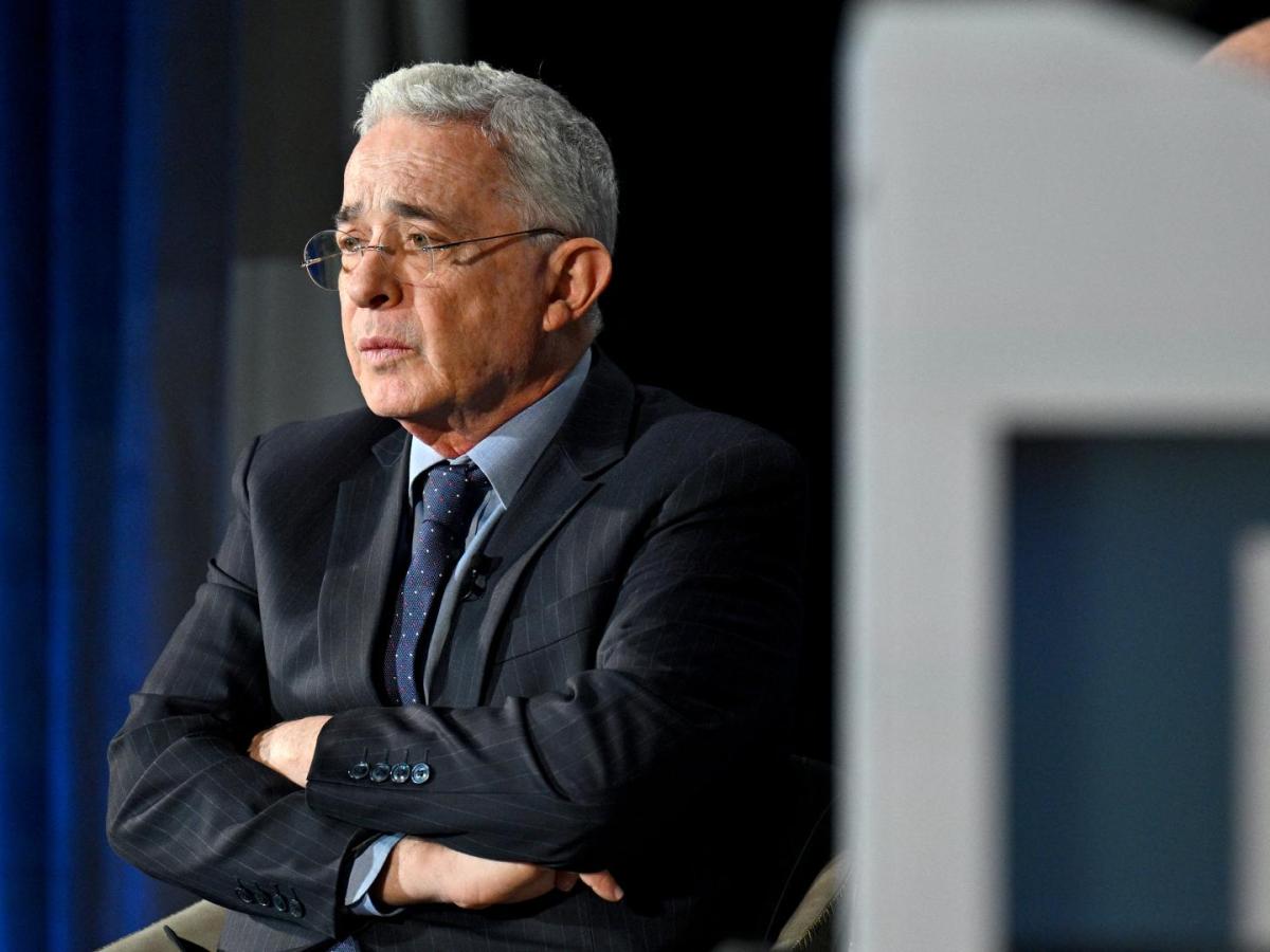 EN VIVO: juicio al expresidente Álvaro Uribe HOY 7 abril 2025 