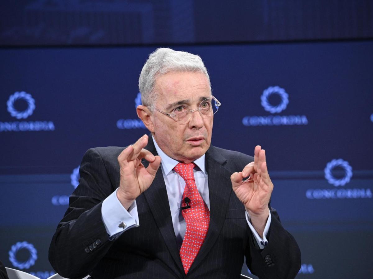 Álvaro Uribe Vélez deberá cumplir una condena de 12 años de prisión