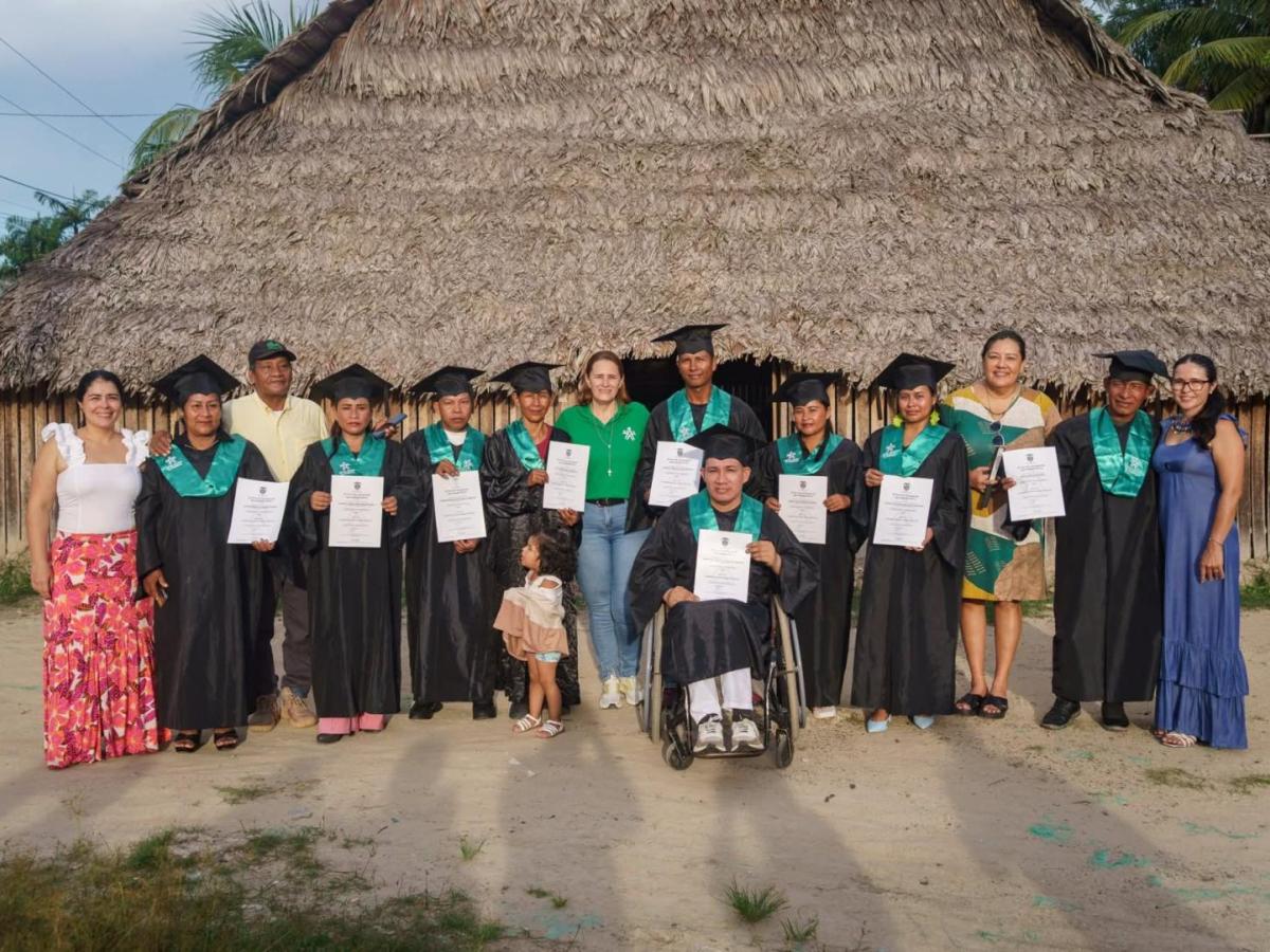 Indígenas del Amazonas se certifican en conservación ambiental