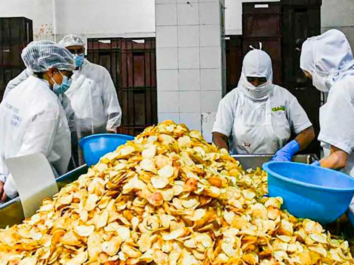 El DANE reportó alza de 1,55% en enero, impulsada por sectores como servicios, comercio y energía. Desde el Gobierno se plantean medidas para dinamizar la economía.