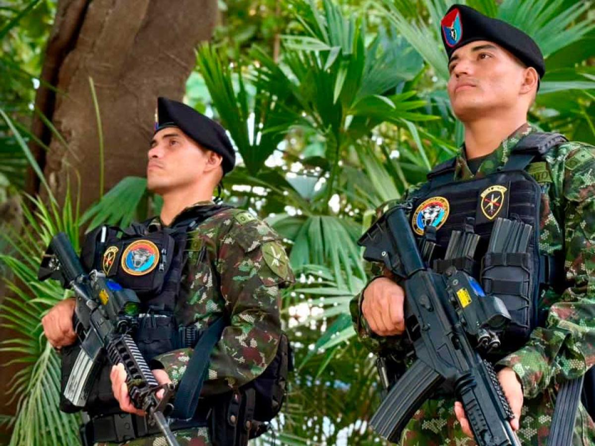 Ofensiva militar en Guaviare contra disidencias de Iván Mordisco deja más de diez neutralizados