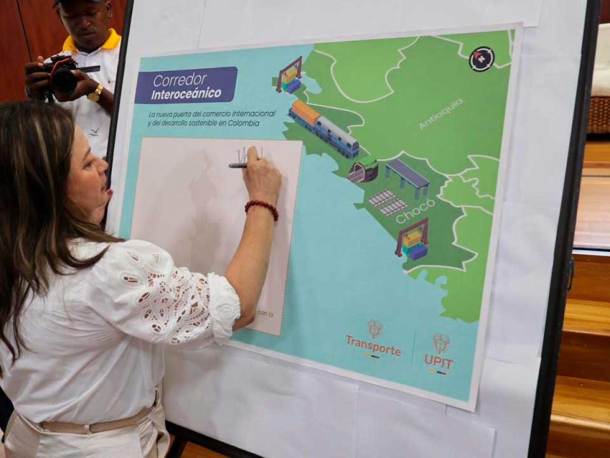 MinTransporte impulsa Corredor Férreo Interoceánico
