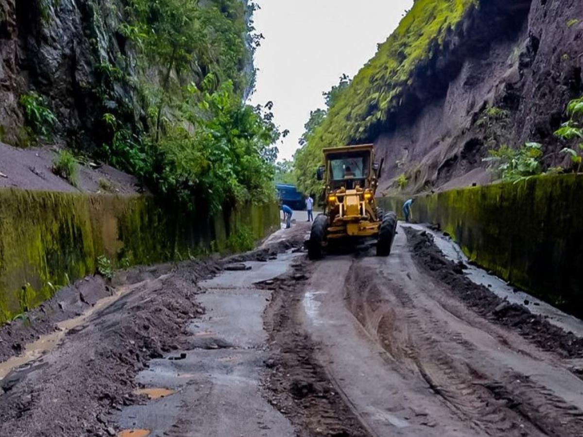Habilitada la vía San Vicente del Caguán-Neiva