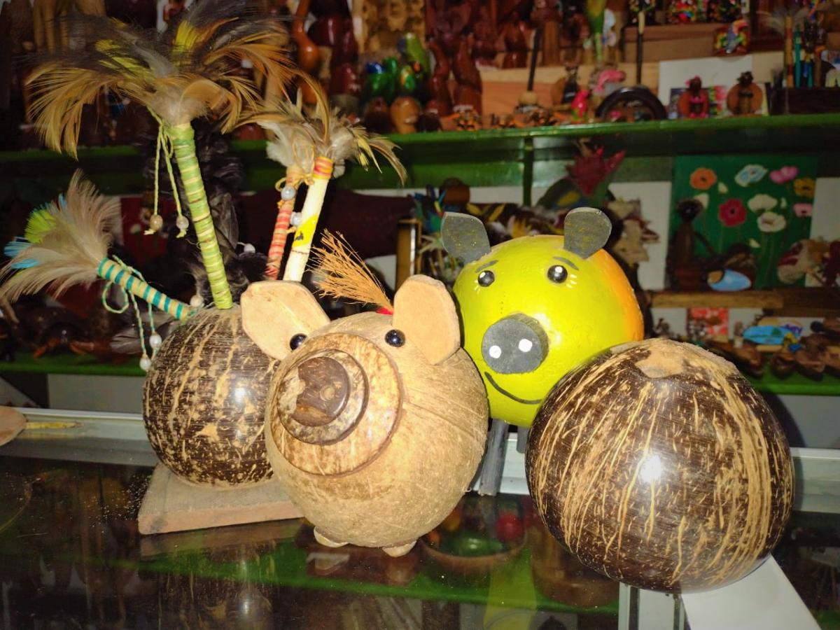 Artesanas en Puerto Leguízamo, Putumayo Artesanías de Colombia