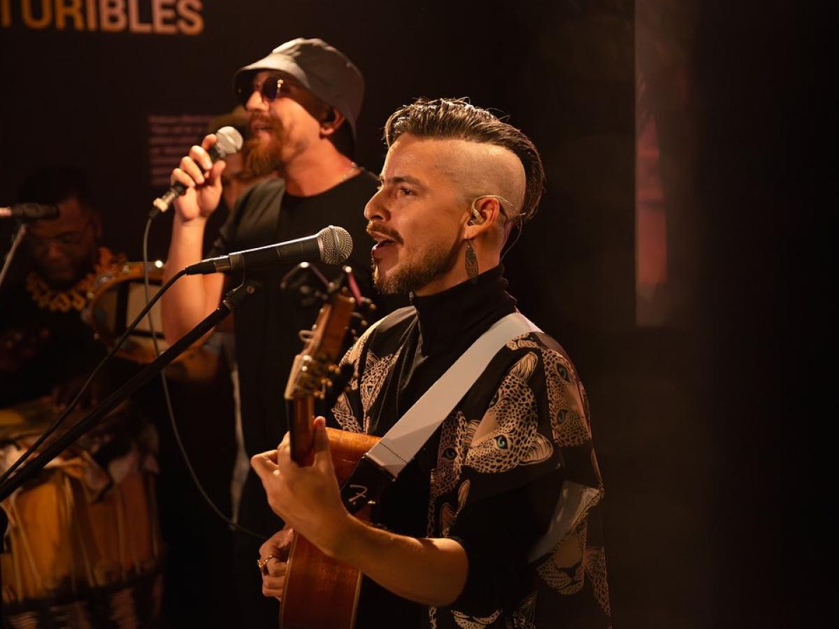 Música de estreno en Radio Nacional de Colombia Systema Solar