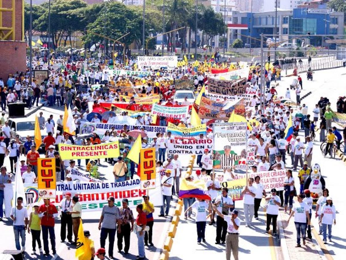 Centrales obreras, sindicatos y ciudadanía en Bucaramanga respaldan salario mínimo vital