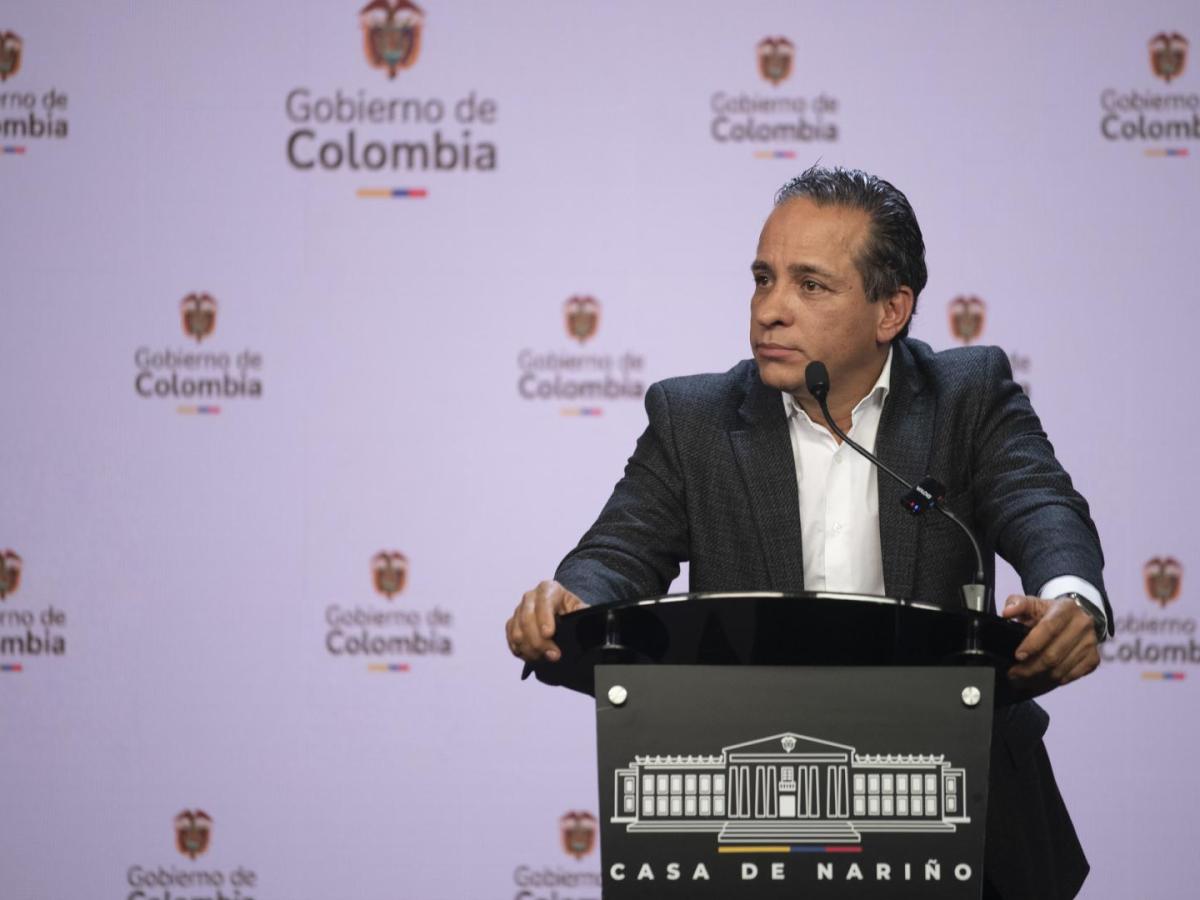 "Robo del siglo" 12 billones perdidos regalías análisis Noches de Opinión