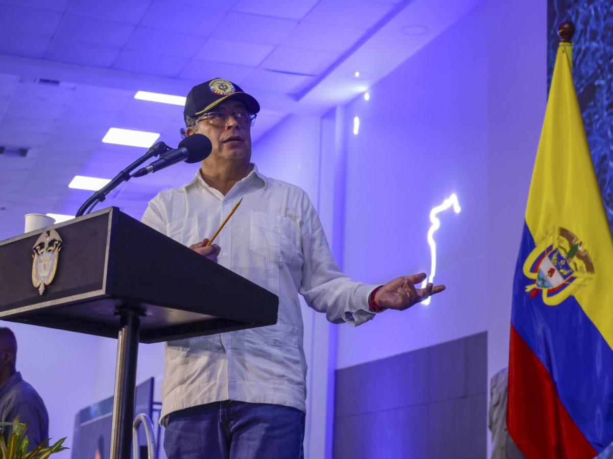 Gustavo Petro, pegasus, visas al Reino Unido, Enrique Peñalosa