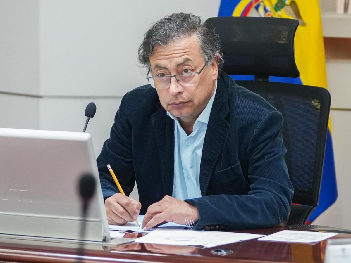 Gsutavo Petro reglamentará el uso legal de cannabis para uso no recreativo