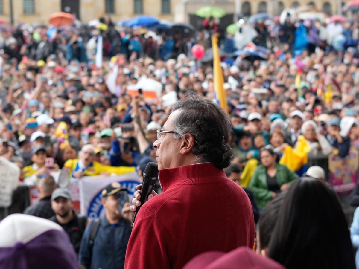 Presidente Petro discurso en movilización: reformas sociales y consulta popular
