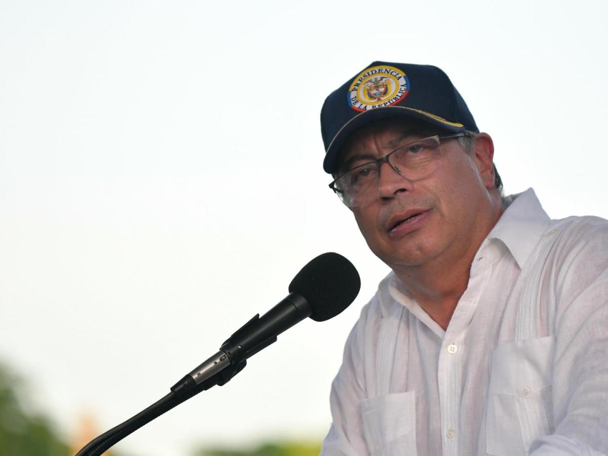 Proyecto Puerto Antioquia: Petro pidió a gobernador cumplir requisito ambiental