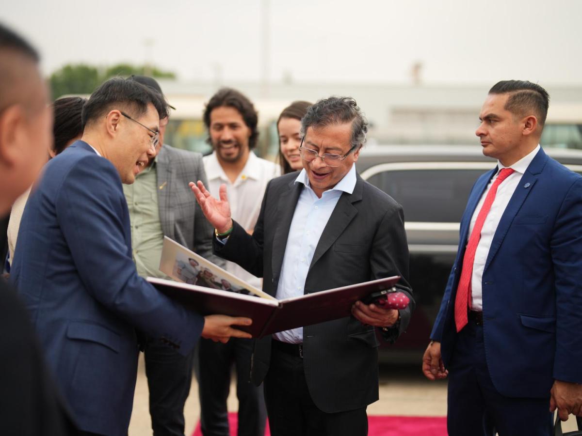 Declaraciones de presidente Petro desde China