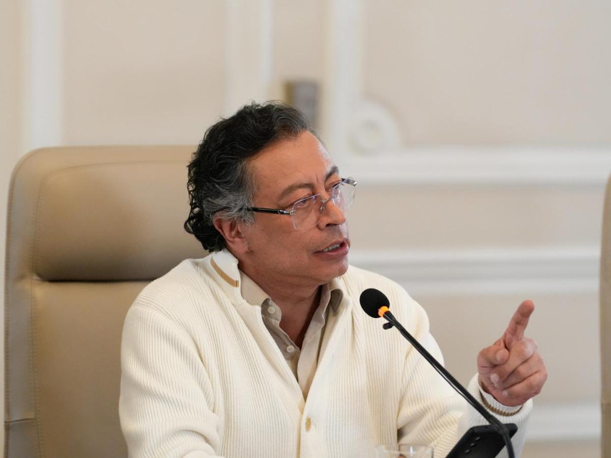 Gustavo Petro denuncia ataques mediáticos: “Me han matado como 17 veces durante mi gobierno”