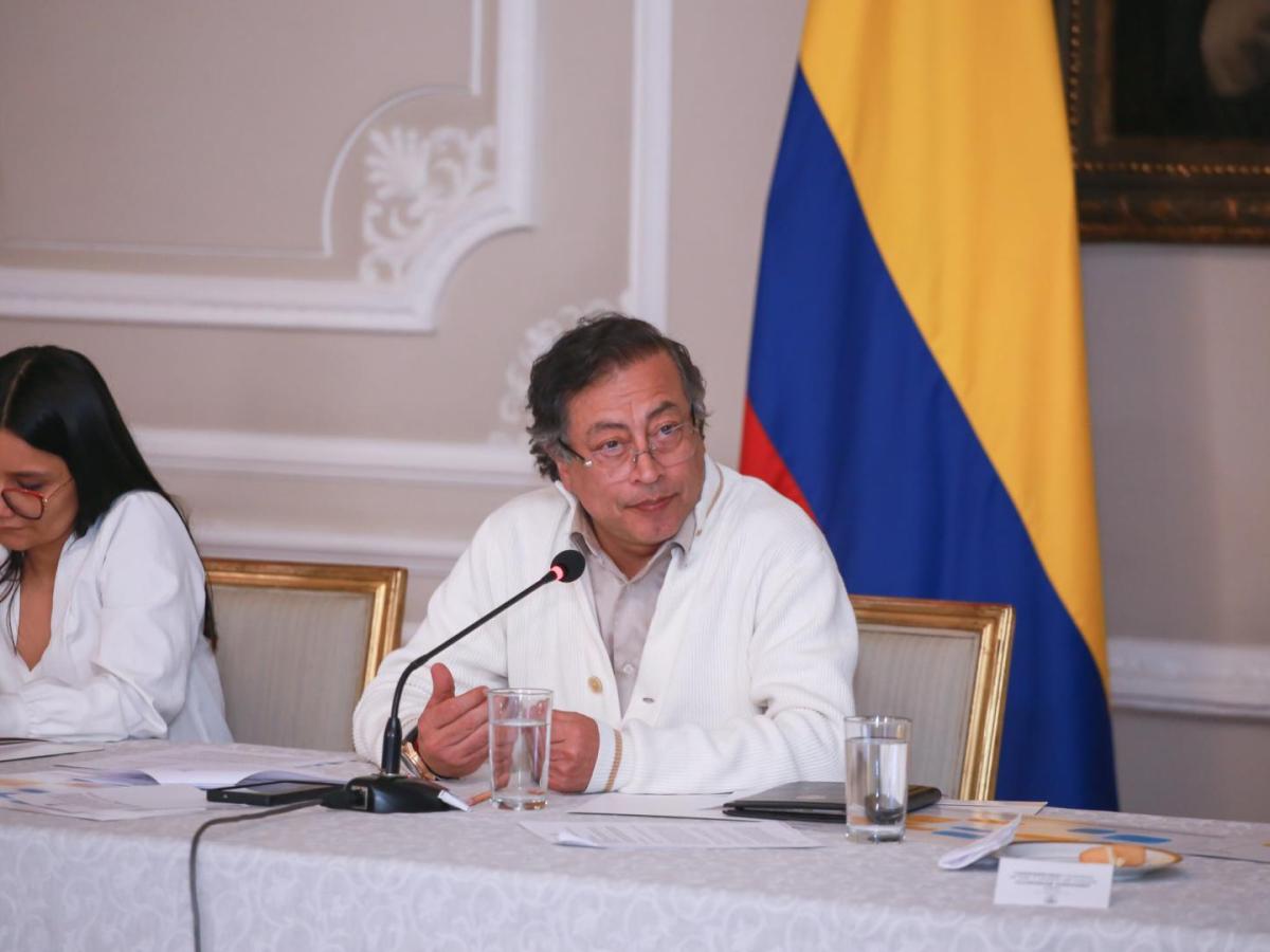 Petro afirma que Colombia empieza a dejar atrás el neoliberalismo con sus reformas sociales