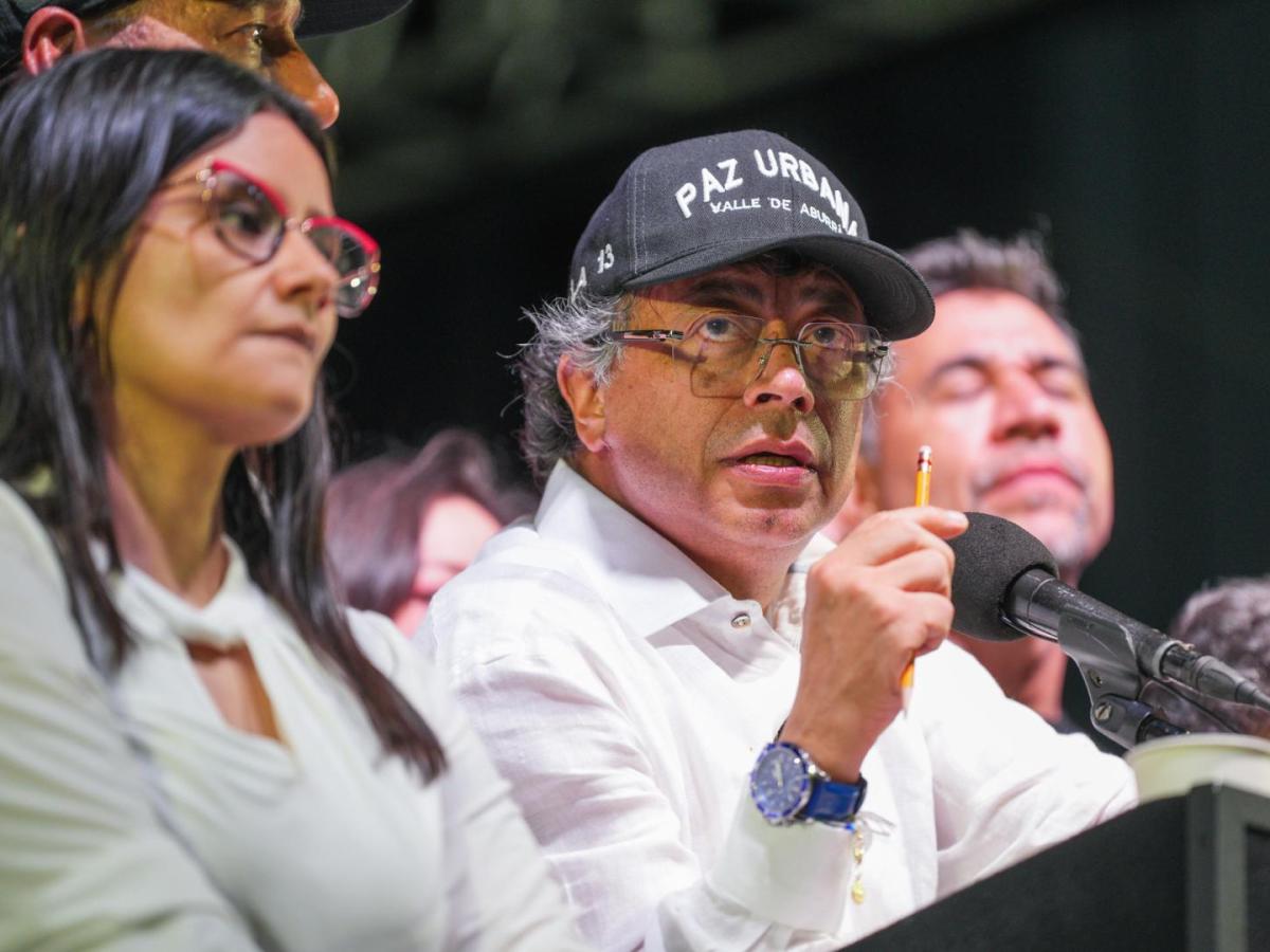 Petro exige liberar a 57.000 militares retenidos en Cauca y advierte posible ampliación del estado de conmoción