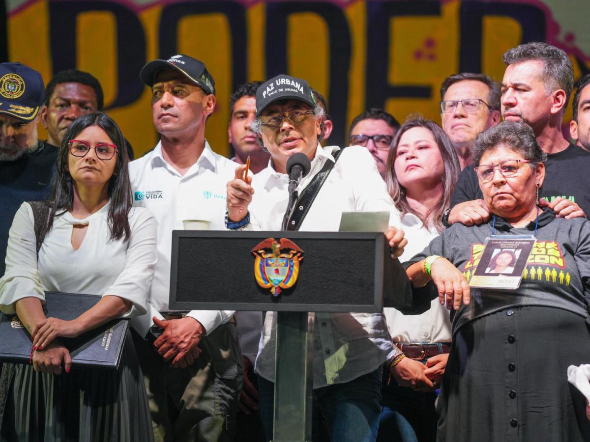 Beneficios jurídicos a bandas en Medellín a cambio de cesar violencia: propuesta Petro