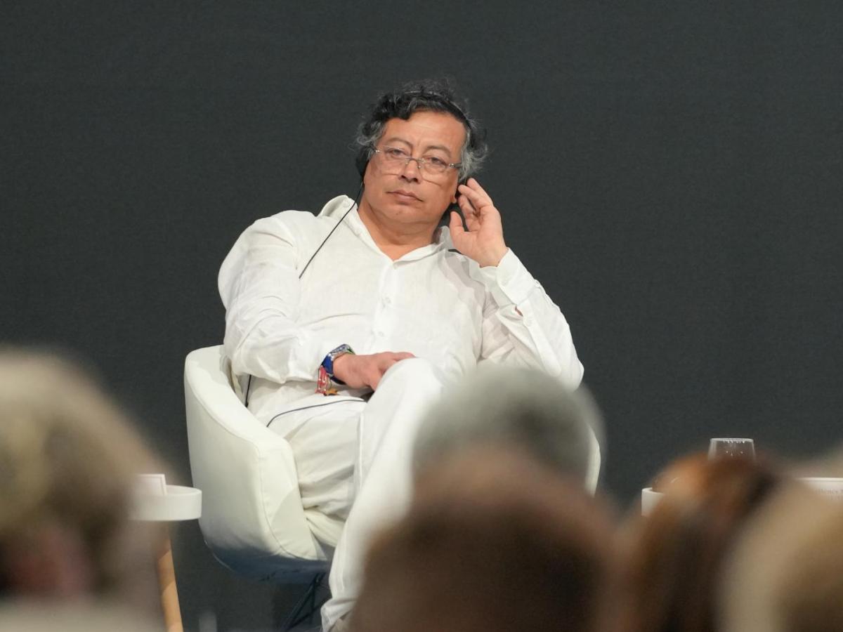 Yo no quiero aplazar elecciones: Petro responde a críticas y cuestiona a contratista electoral