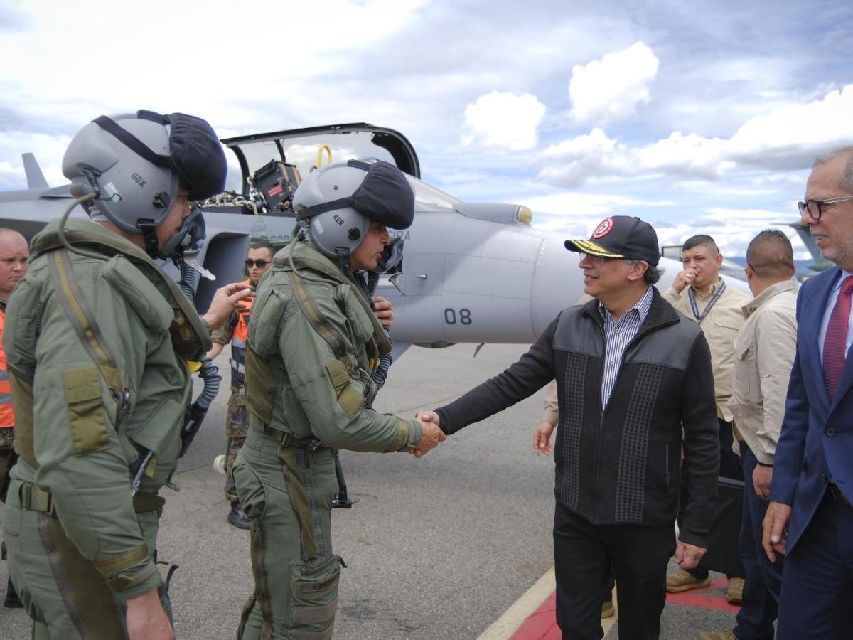 Presidente Petro renovará armamento de las Fuerzas Armadas con vigencias futuras
