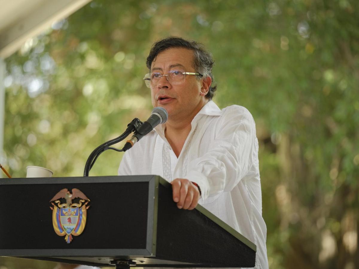 Petro anuncia megadatacenter en Santa Marta y fondos para restaurar la Sierra Nevada