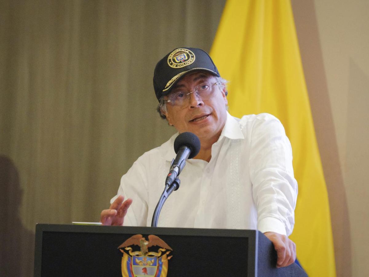Presidente Petro propone que el Banco de la República sea el único comprador de oro en Colombia