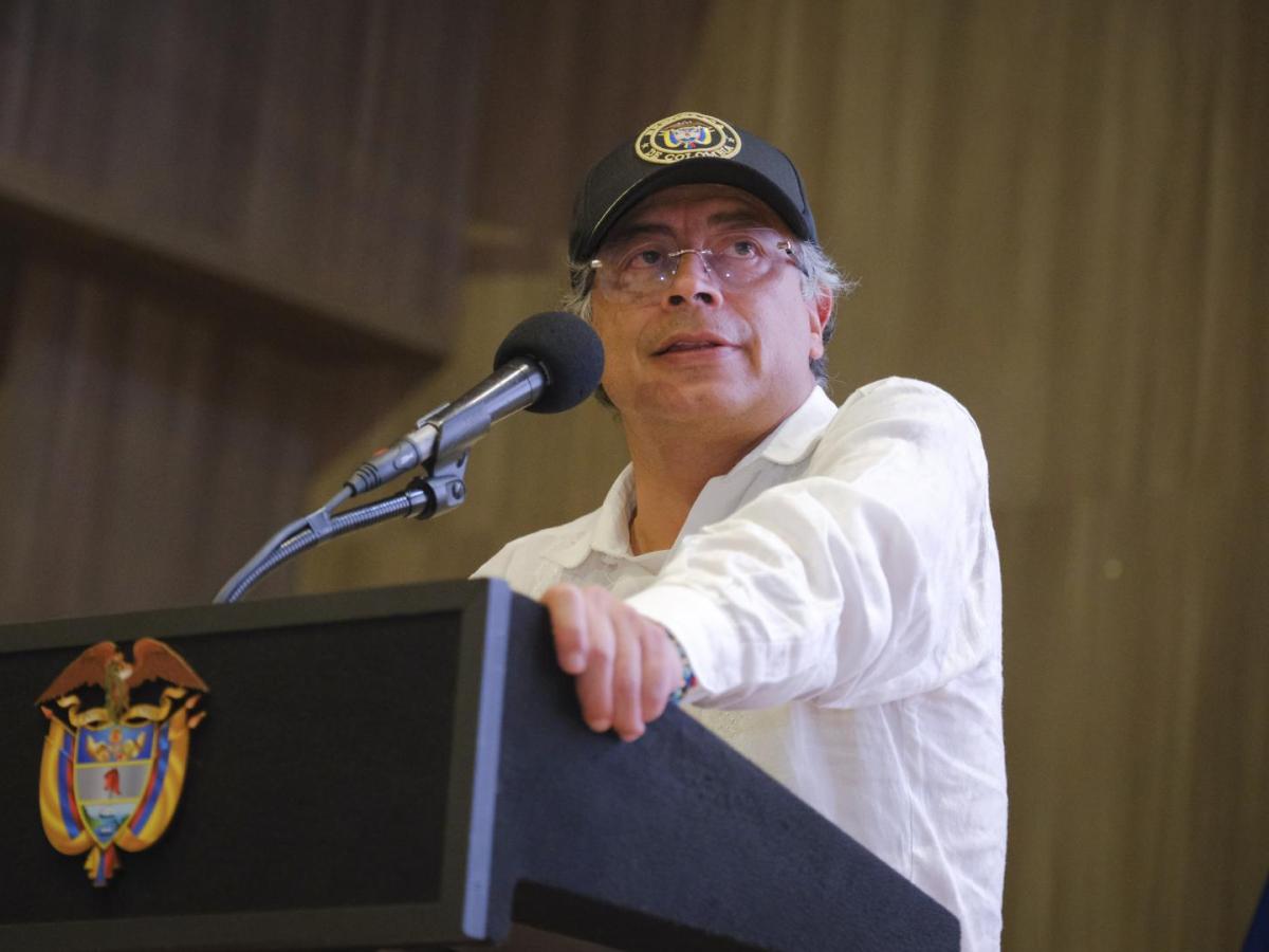 Petro denuncia mentiras sobre ley de financiamiento 2025