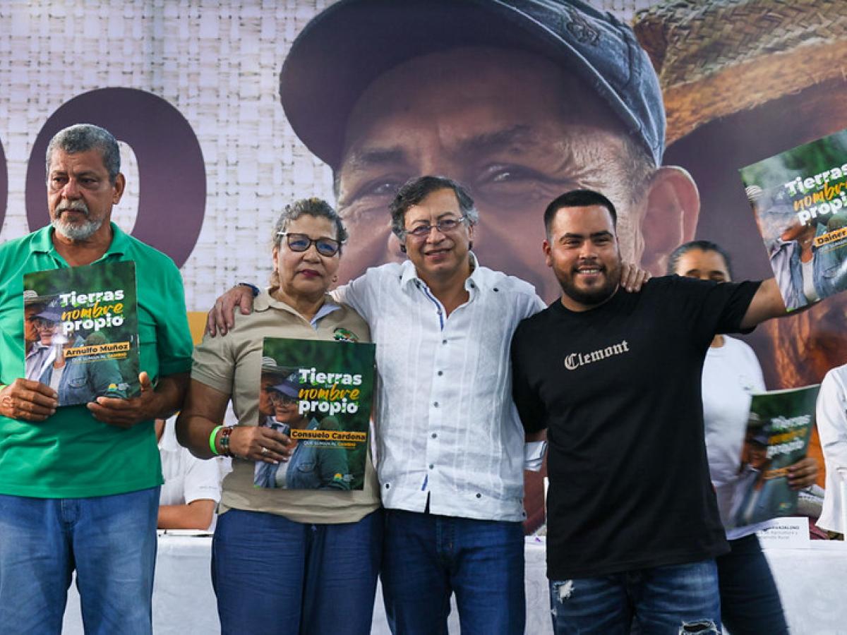 Presidente Petro entrega 18 mil hectáreas tierras en La Dorada Caldas
