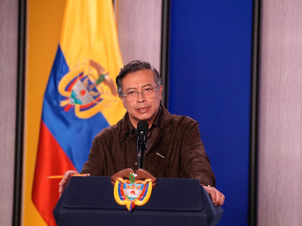 Presidente Petro propone alianza con Ecuador para blindar puertos y frenar el narcotráfico**