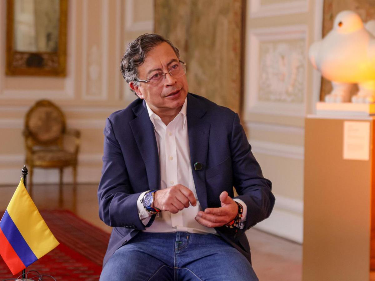 Gustavo Petro criticó aplazamiento del debate a la reforma a la salud