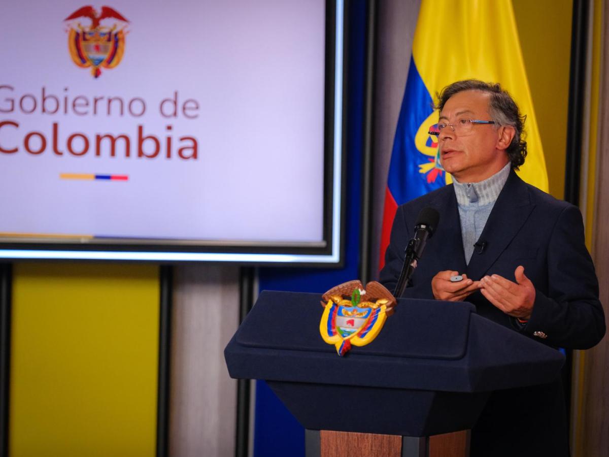 Petro pide que el Banco de la República compre oro colombiano