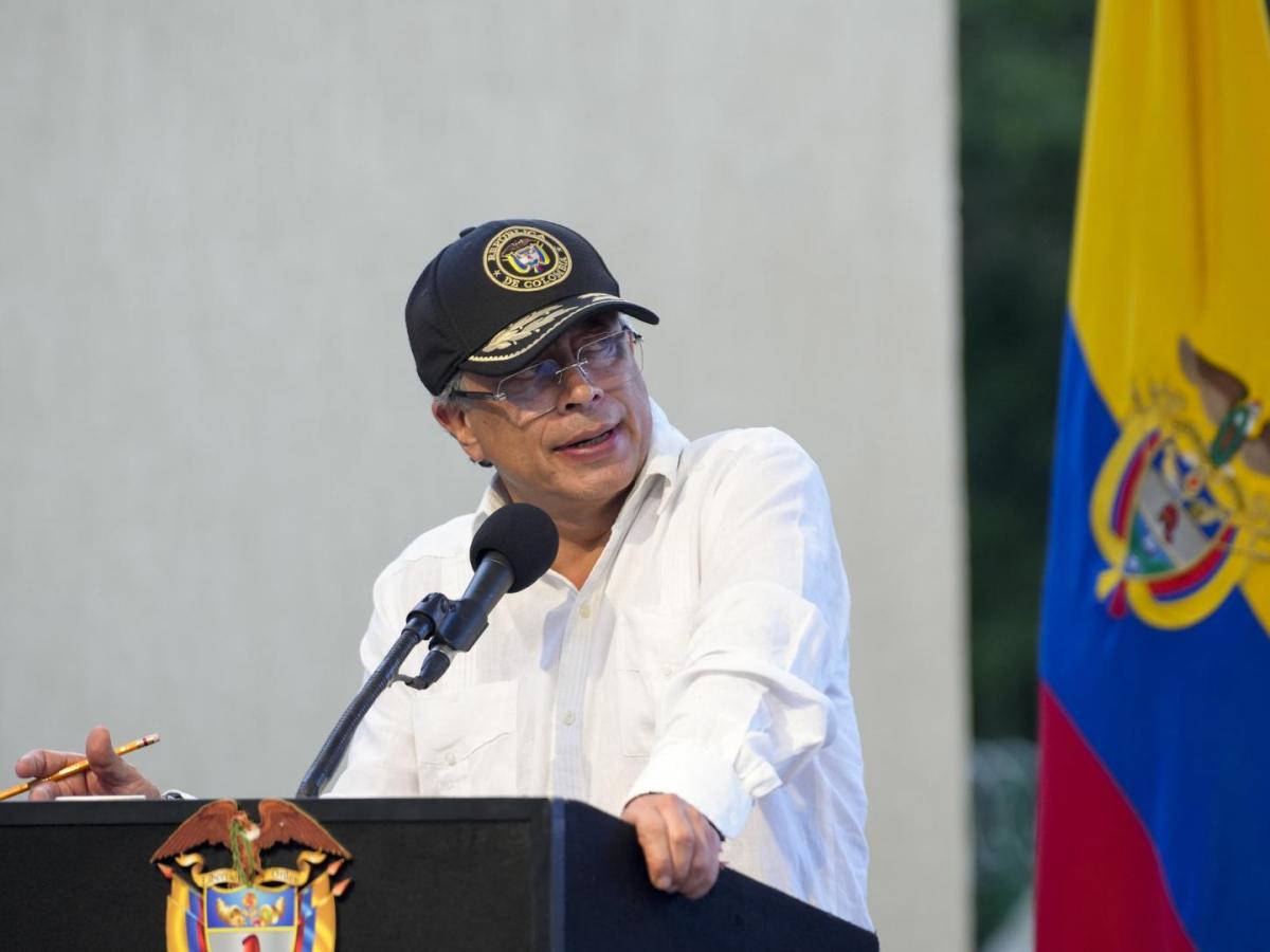 Petro llama a una alianza entre países contra el crimen organizado en el Amazonas