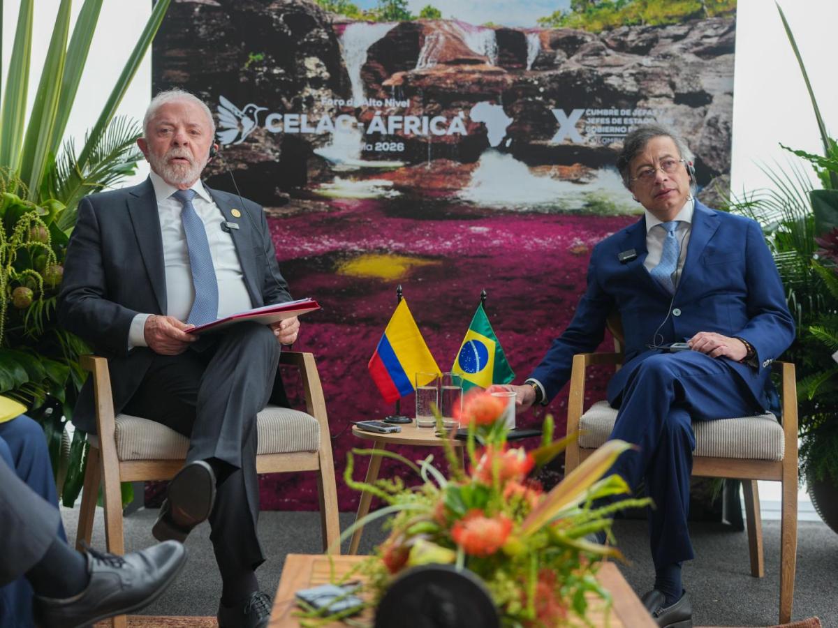 Petro pide implementar PIX en Colombia y critica lista OFAC