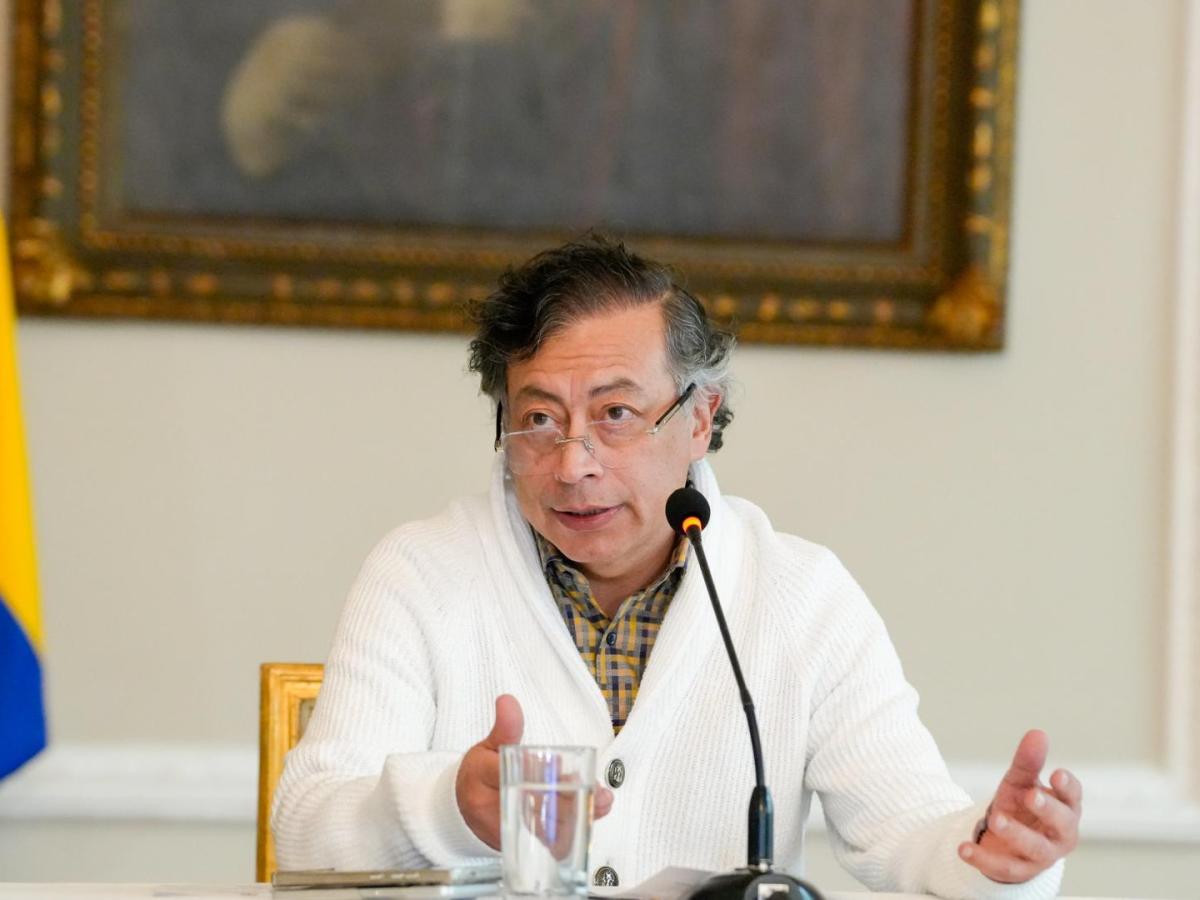Presidente Petro niega vínculos con Diego Marín