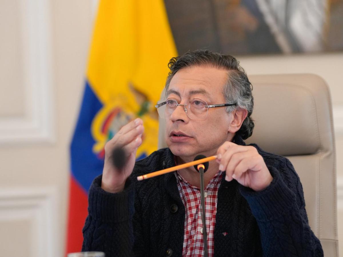 Petro destaca salario vital para cerrar brechas laborales