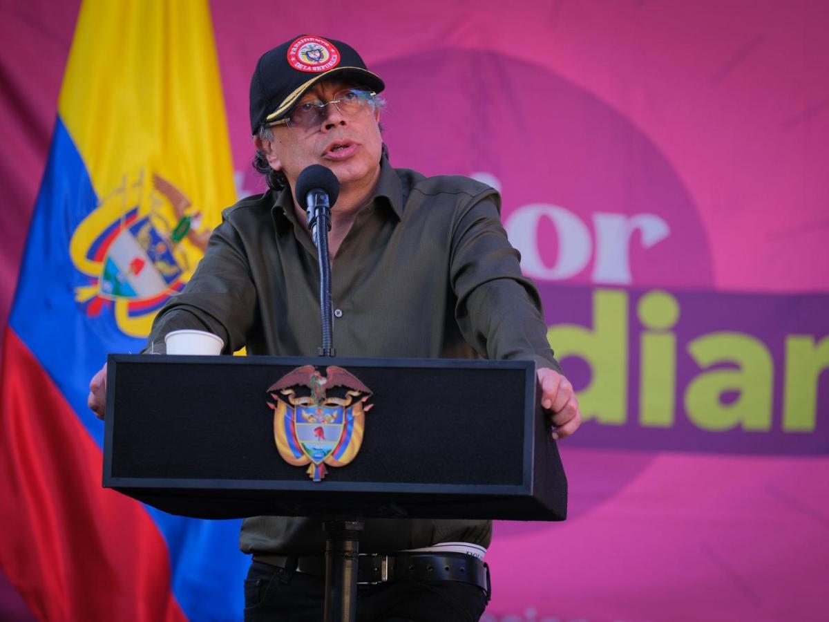 Petro alerta por envío de fentanilo desde Colombia