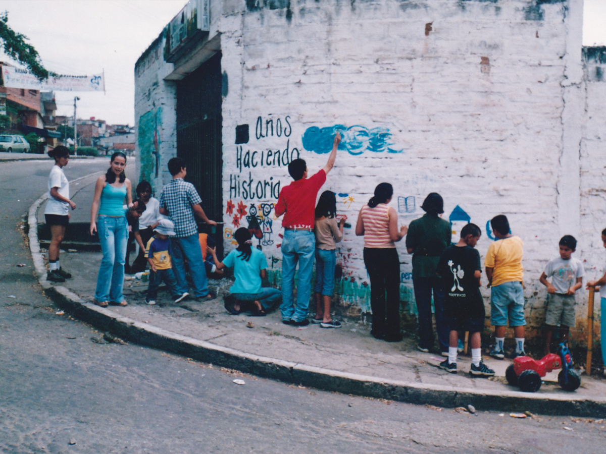 ¡Llega el festival popular La muralla, homenaje a Conrado Gallego, en COCUZA, Comité Cultural de Zapamanga, Floridablanca!