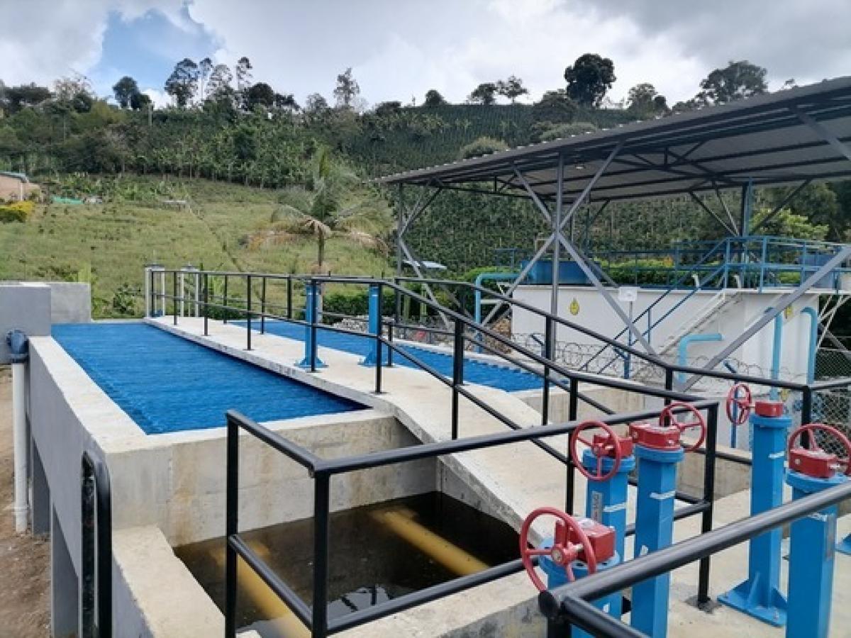 Acueducto y alcantarillado en Huila Familias beneficiadas con calidad del agua