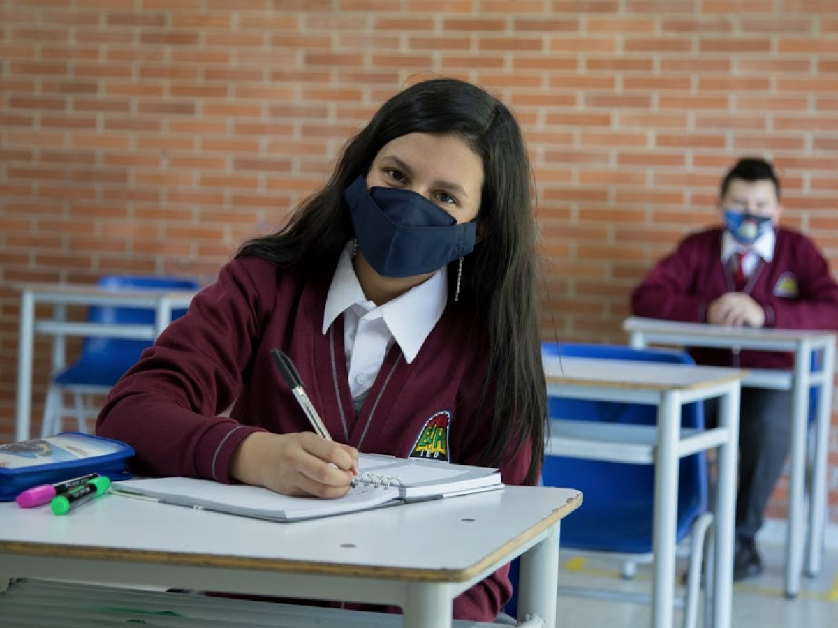 Colegios de Bogotá regresan al modelo de alternancia educativa