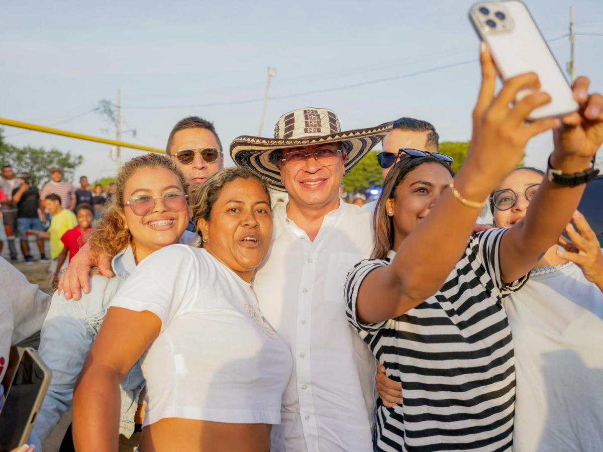 Aprobación Gustavo Petro encuesta CNC