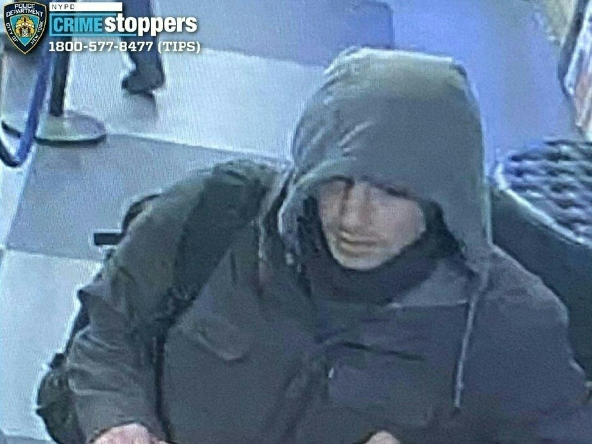 Policía de Nueva York busca a asesino de Brian Thompson