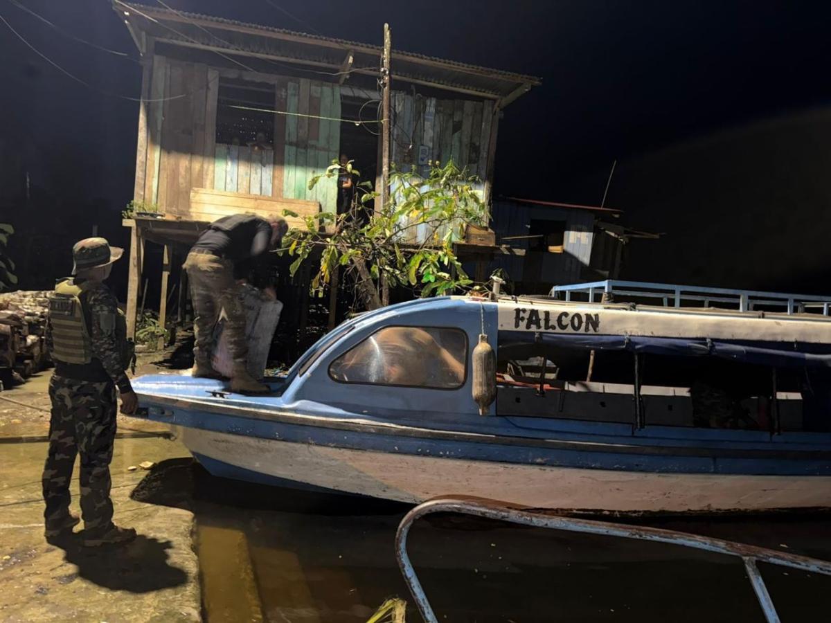 Autoridades de Colombia y Perú incautan 884 kilos de marihuana en el Amazonas