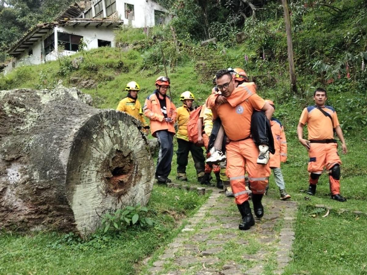 Autoridades encuentran a las siete personas desaparecidas en Monserrate