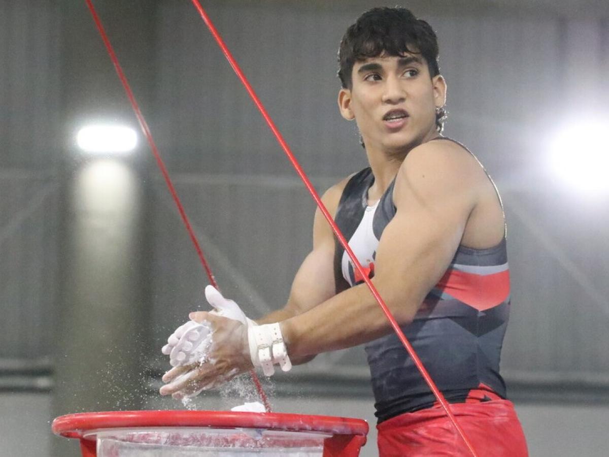 Camilo Vera ganó dos oros en el Mundial Juvenil de Gimnasia Artistica
