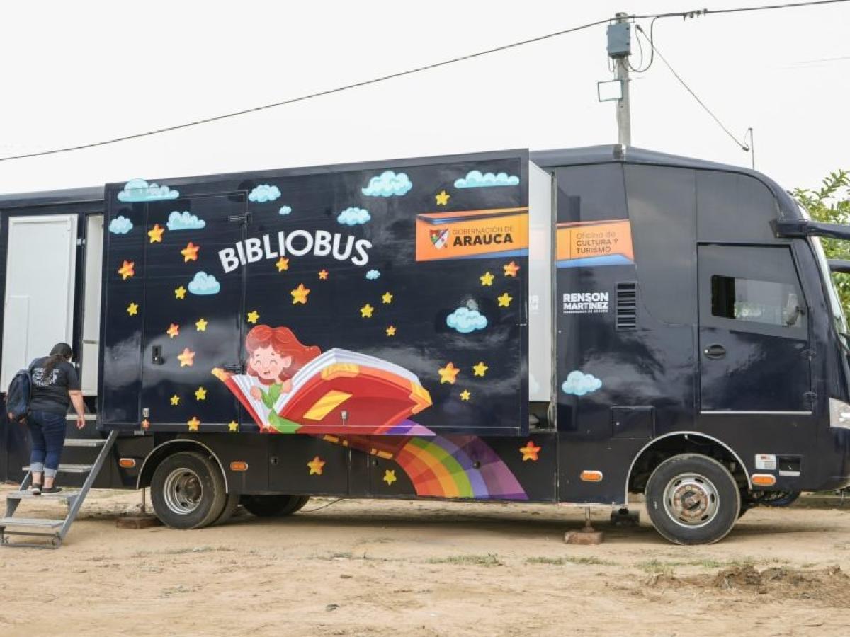 Bibliobús en Arauca: Biblioteca en bus 