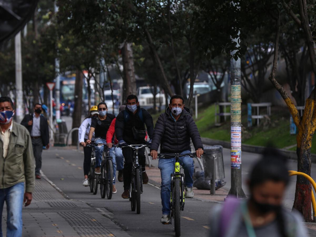Municipios con 70 % de vacunación contra Covid-19 pueden retirar uso de tapabocas en espacios públicos