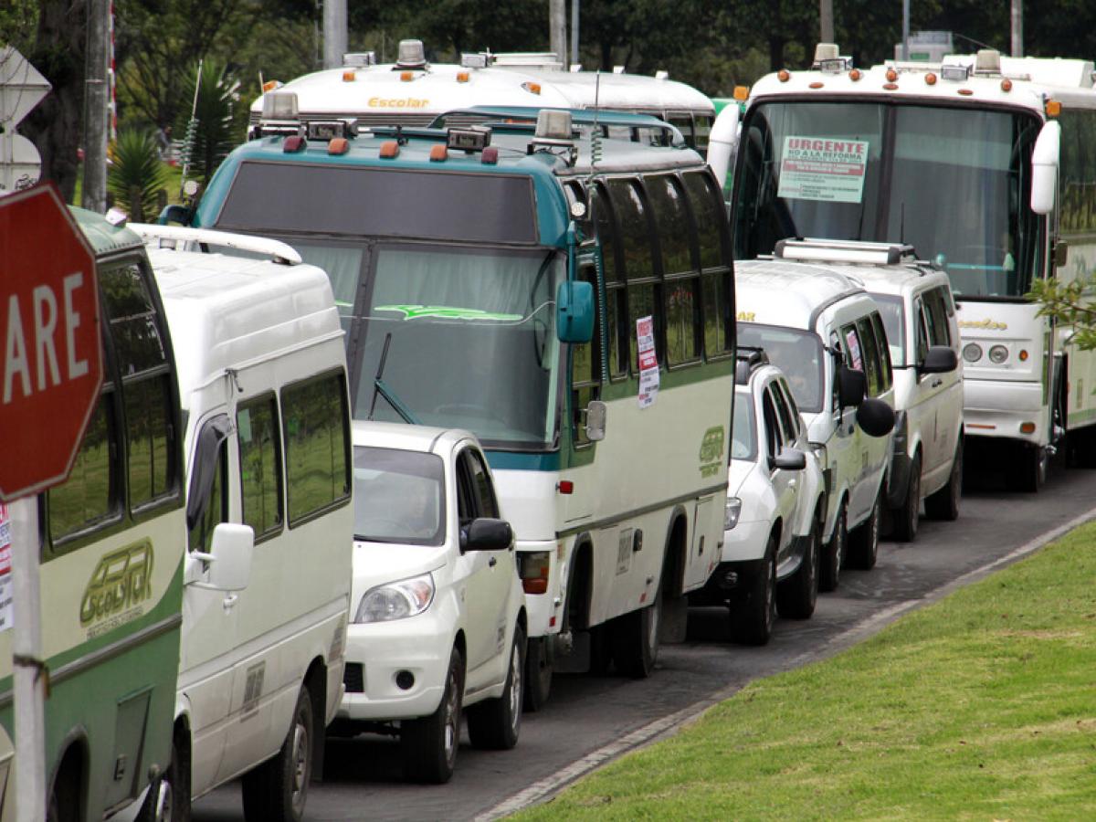 Defensoría advierte vulneración de los derechos de menores en rutas escolares