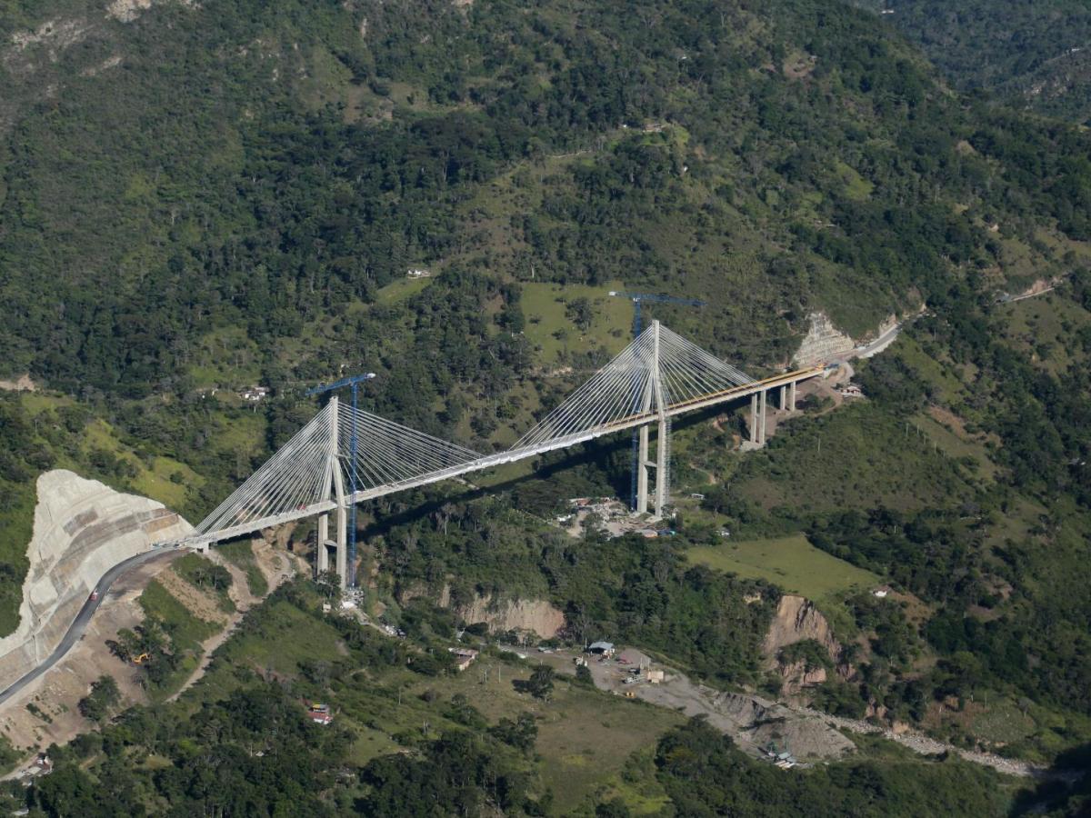 Pliego de cargos a supervisor e interventor del Puente Hisgaura